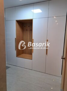 Vstavaný predsieňový nábytok - Košice