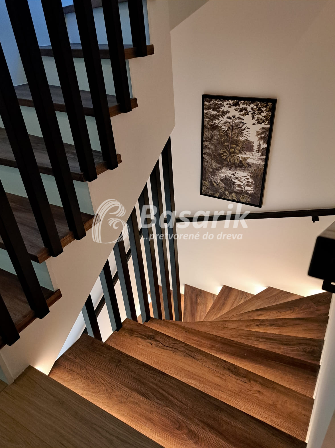 Čierne lamelové zábradlie - Bratislava