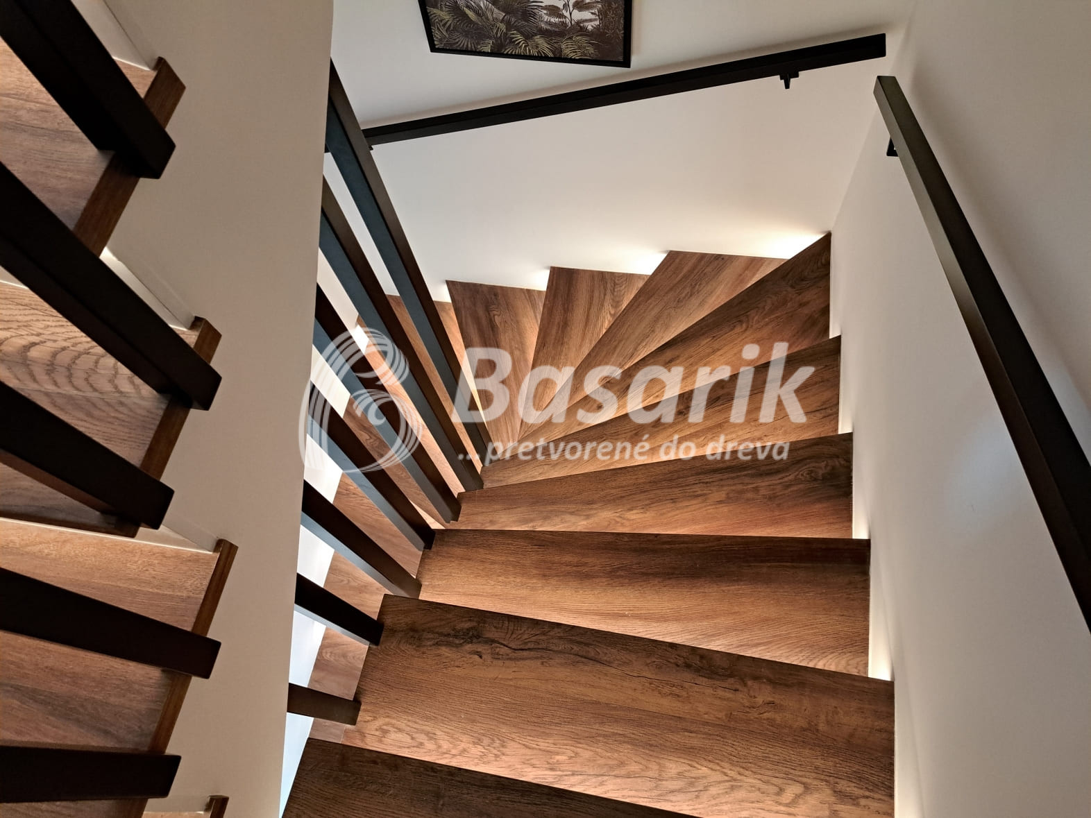 Čierne lamelové zábradlie - Bratislava f.2