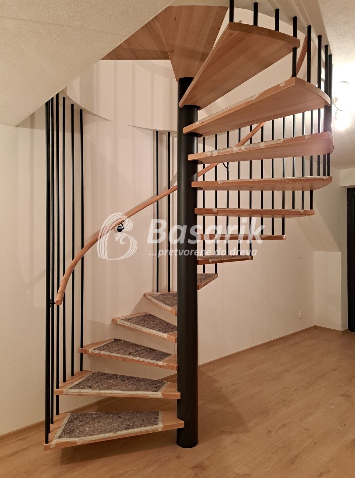 Kovové točité schody č.2