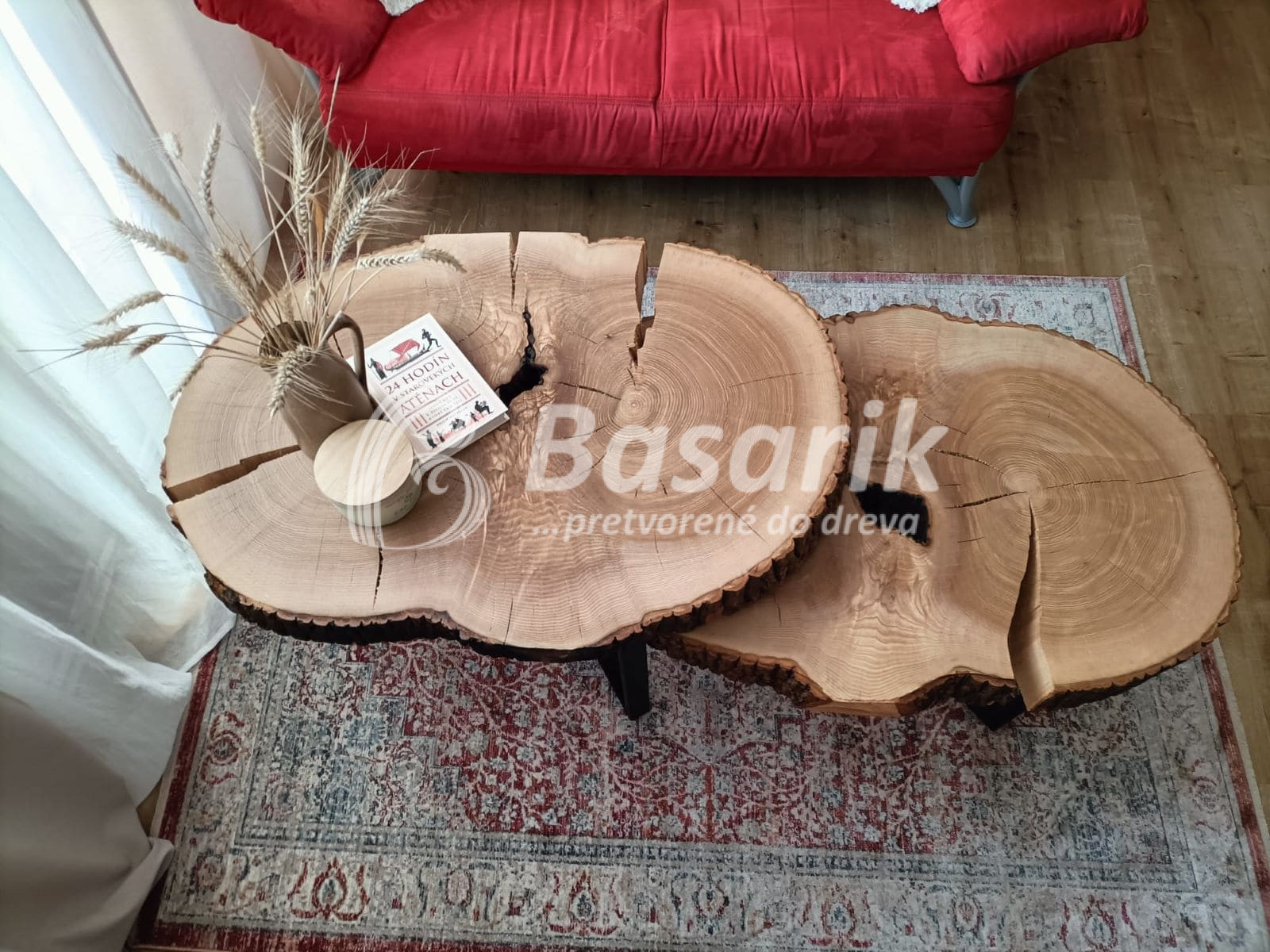 kruhový stolík set